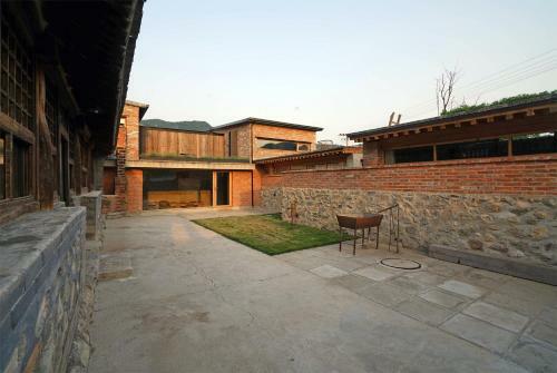 Hotel Cmyk Stoneyards By The Great Wall