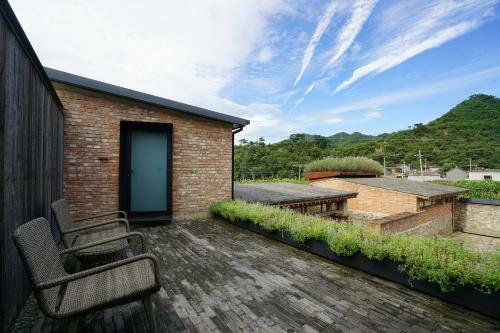 Hotel Cmyk Stoneyards By The Great Wall