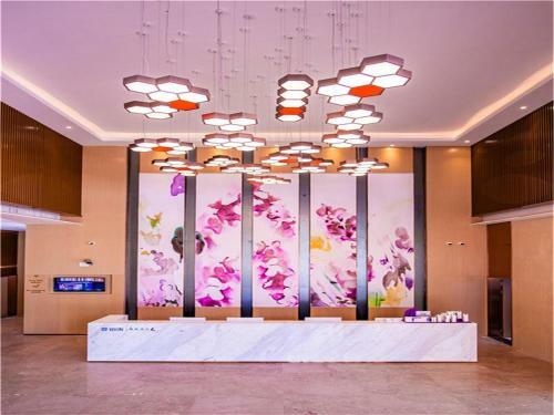 Lavande Hotel Jiangmen Golf Club