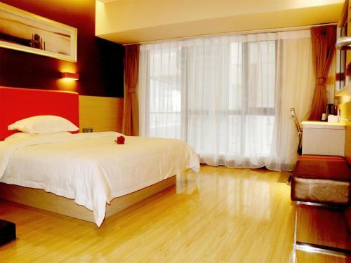 Hotel 7days Premium Jinan West Railway Station Branch