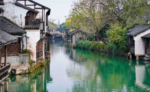 Qingyue Jingshe Hotel