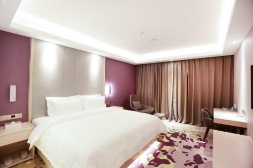 Lavande Hotel (Jingdezhen Taoxichuan Creative Square Branch)