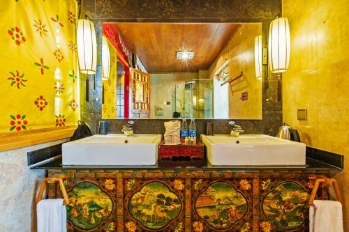 Floral Hotel Lincang Boutique Hotel