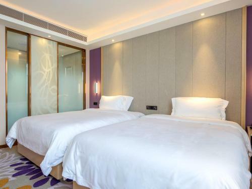 Lavande Hotel Nanjing South Railway Station Dinghe Bridge