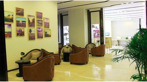 Lavande Hotel Neijiang Hanan Avenue