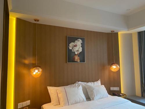 Myfeel Hotel (Ningbo Tianyi Square)