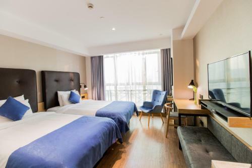 Hotel Yitel Shanghai Middle Ring Road Caobao Road