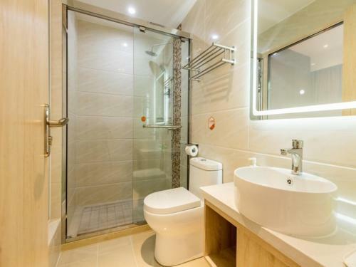Shell Shanghai Yangpu Districtpingliang Road Binjiang Hotel