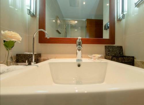 Hotel Yitel (Shenzhen Luohu)