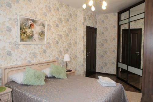 Villa 4 Bedroom Cottage At Sbornaya Str.