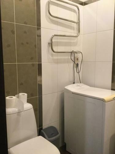 Villa 4 Bedroom Cottage At Sbornaya Str.