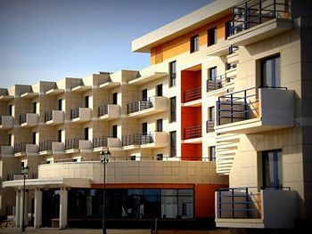 Regatta Hotel