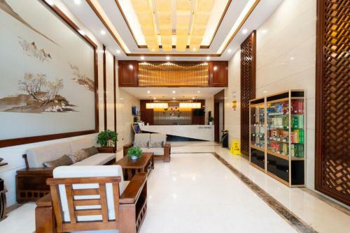 Urba Hotel (Yichun Wanda High-speed Railway Station)