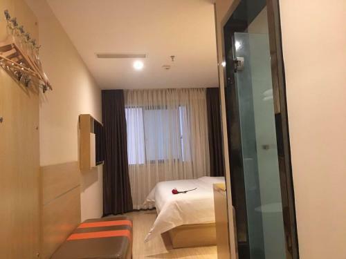Hotel 7days Premium Yibin Riverside Branch