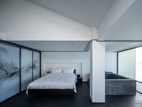 Hotel Mont XIX Full Lake View Luxury Villa