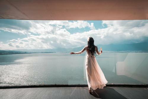 Hotel Mont XIX Full Lake View Luxury Villa