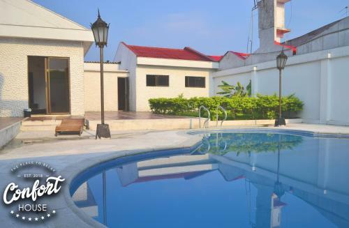 Hotel Confort House Acacias