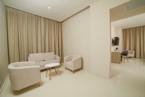 Hotel Dorado Plaza Alto Prado
