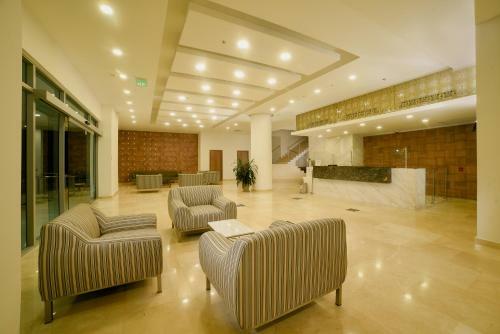Hotel Dorado Plaza Alto Prado