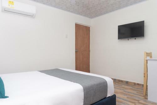 Hotel Ayenda The Mendoza Grand 1326