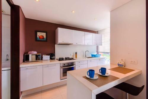 Apartamento Luxury Blue 1-br Apt Near 93 Park!