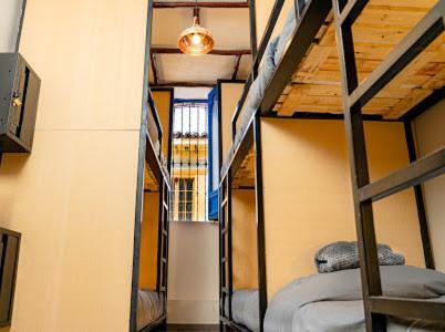 Hostal La Casa De Las Plazas
