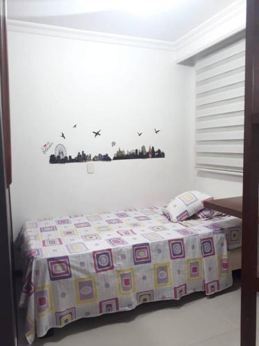 Supercondo! Home Away From Home (Mi Casa Tu Casa)