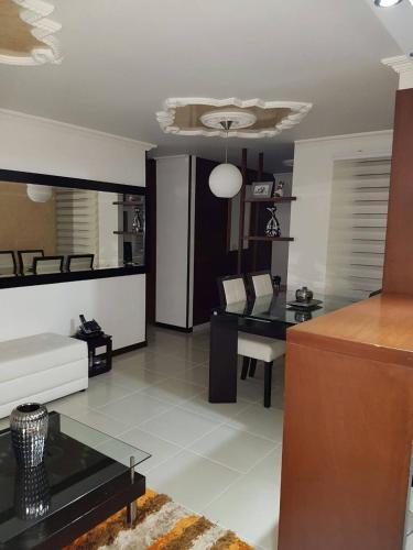 Supercondo! Home Away From Home (Mi Casa Tu Casa)