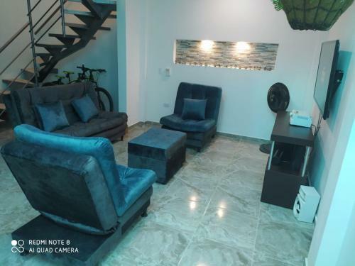 Casa Entera Y Piscina Compartida Ideal Para Descansar