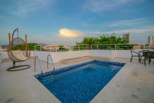 13 Bedroom Mansion In The Old City