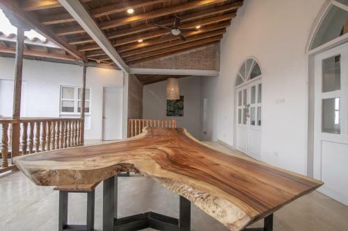 15 Bedroom Villa In The Old City