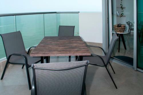 Apartamento Apto de 2 Cuartos Con Piscina Y Mar