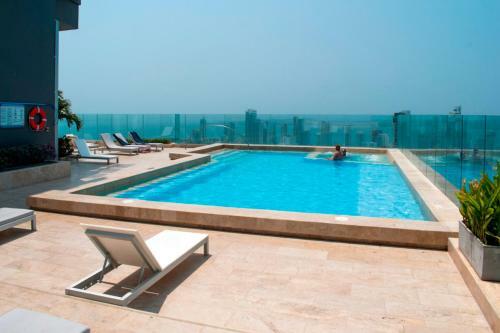 Apartamento Apto de 2 Cuartos Con Piscina Y Mar
