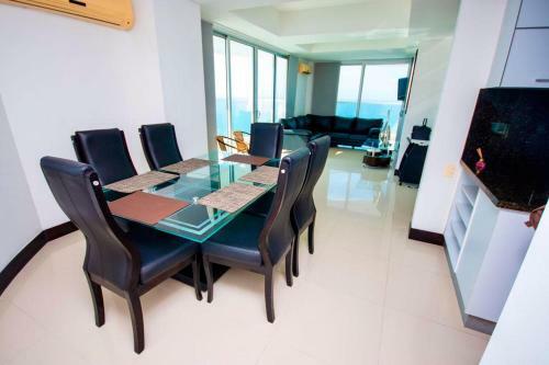 Apartamento Apto de 4 Cuartos En El Laguito