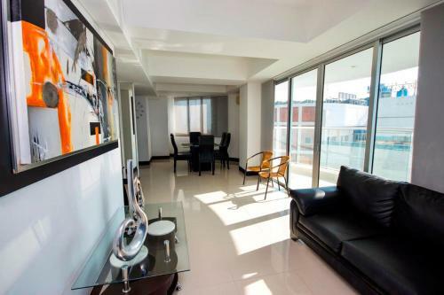 Apartamento Apto de 4 Cuartos En El Laguito
