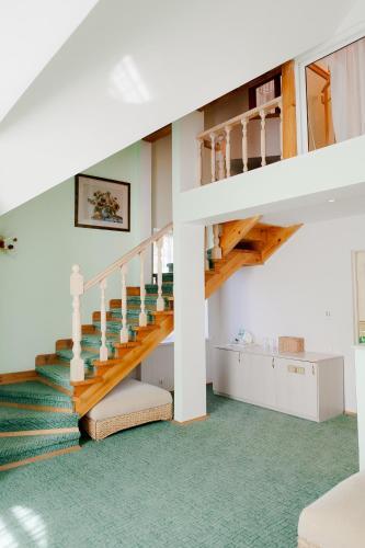 Imperial Village Hotel
