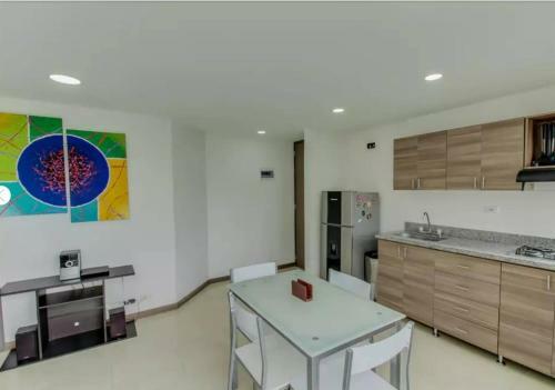 Apartamento Las Vegas El Poblado 3 Camas Y Balcon