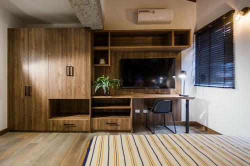 Cozy Apartment In Lleras Park Spring