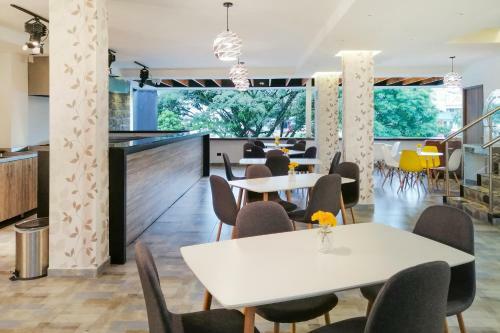 Ayenda 1135 Hotel Go