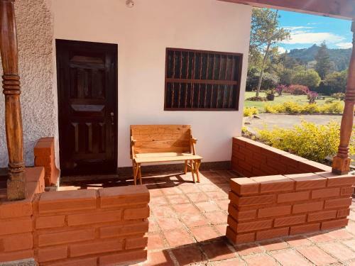 Hostal Casa Linda Finca Hotel