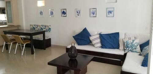 Exclusivo Apartamento Con Terraza - Edificio Bay Point