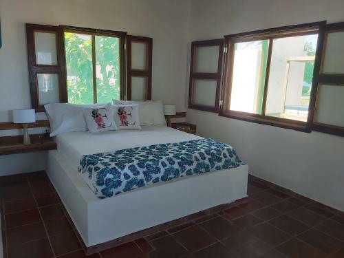 Hotel Sunsets Del Rosario