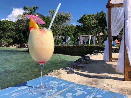 Hotel Sunsets Del Rosario