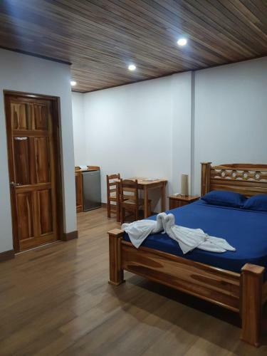 Hotel Corcovado & Drake Inn