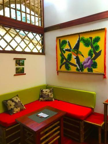 Hostal Villa # 3 - High End Studio Apartment