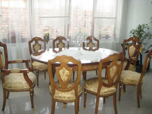 Hostal Pensiunea Cardinal