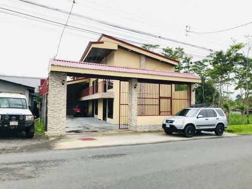 Hotel The Owl, La Fortuna Downtown