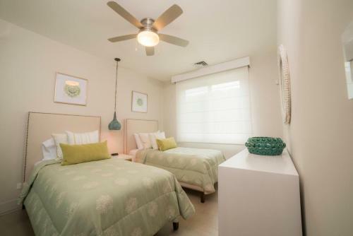Miramar 4d Condo