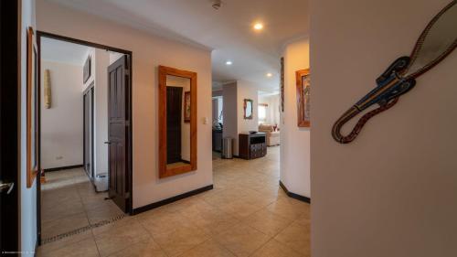 Apartamento The Palms Oceanfront Condo 604