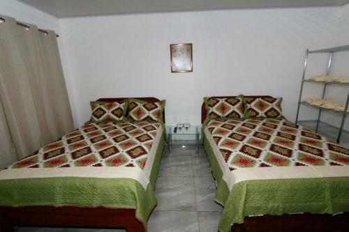 Hotel Cattleya Family